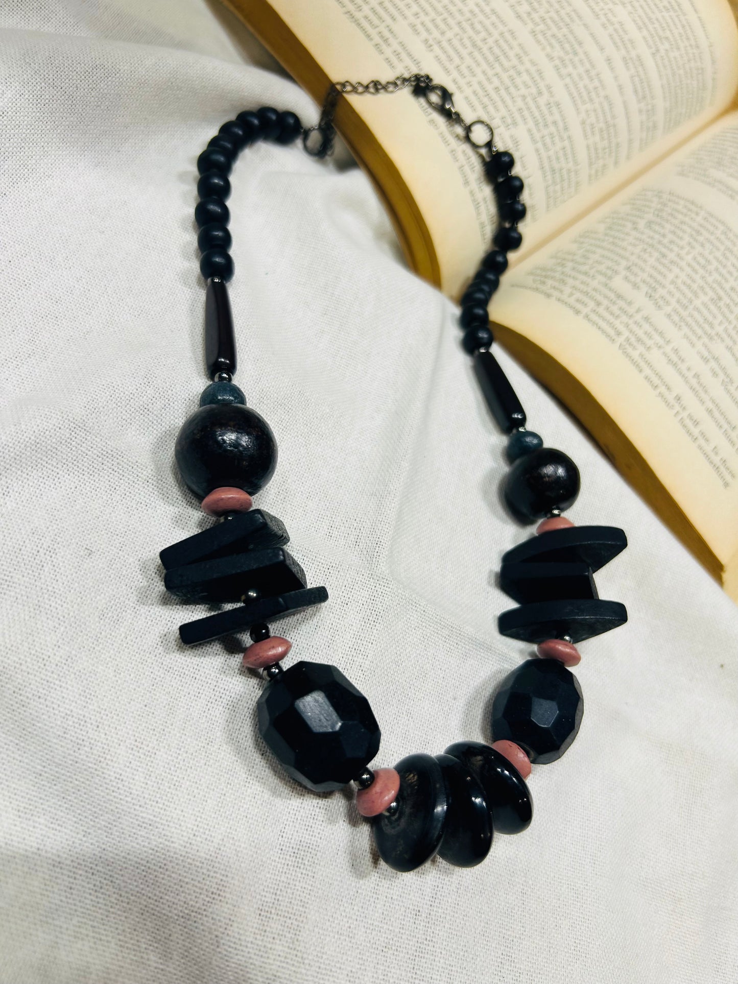 Black Wooden Necklace Guiyaa Jewels