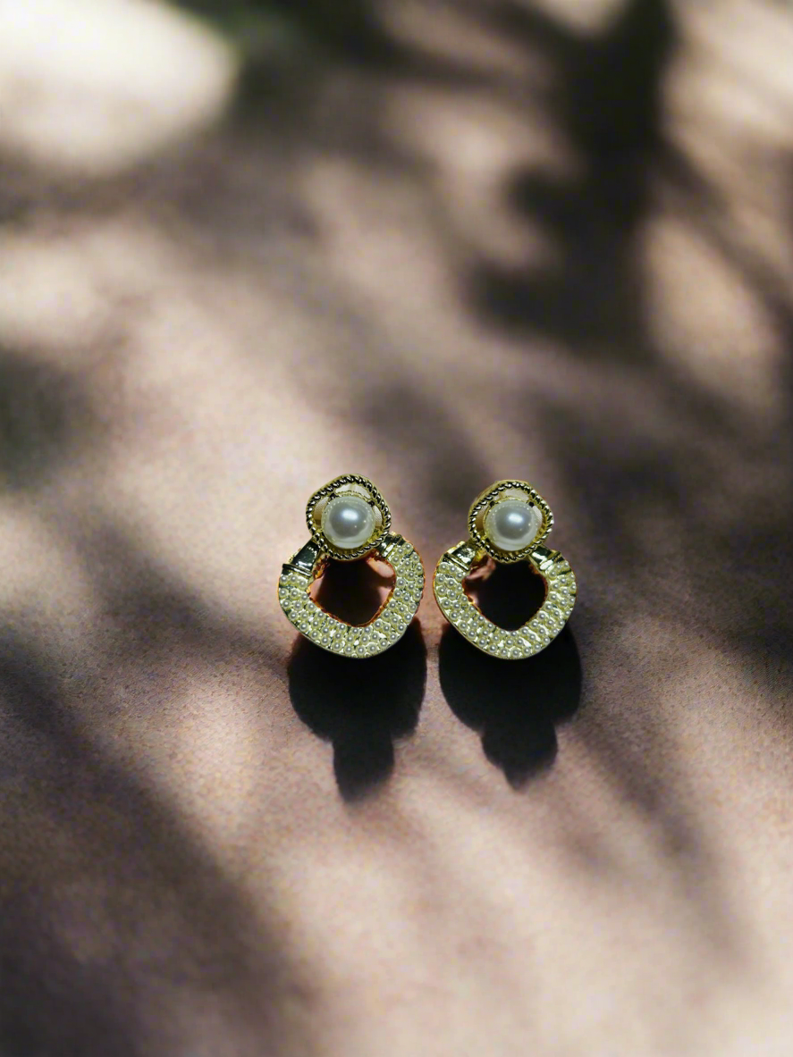 Elegant Pearl Earrings - Garud Wear