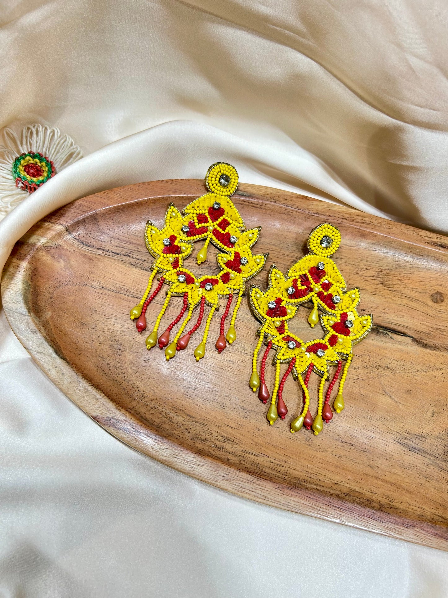 Floral Vibrant Earrings - Garud Wear
