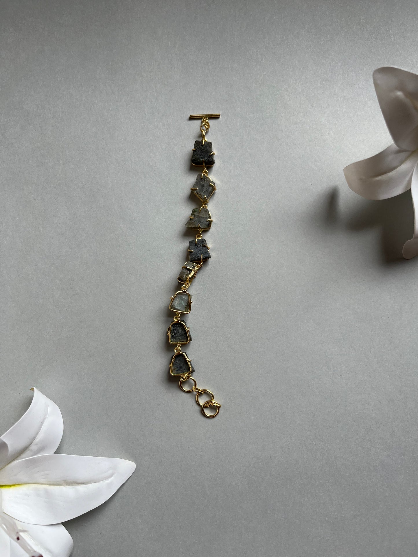 Stone Essence Bracelet Guiyaa Jewels
