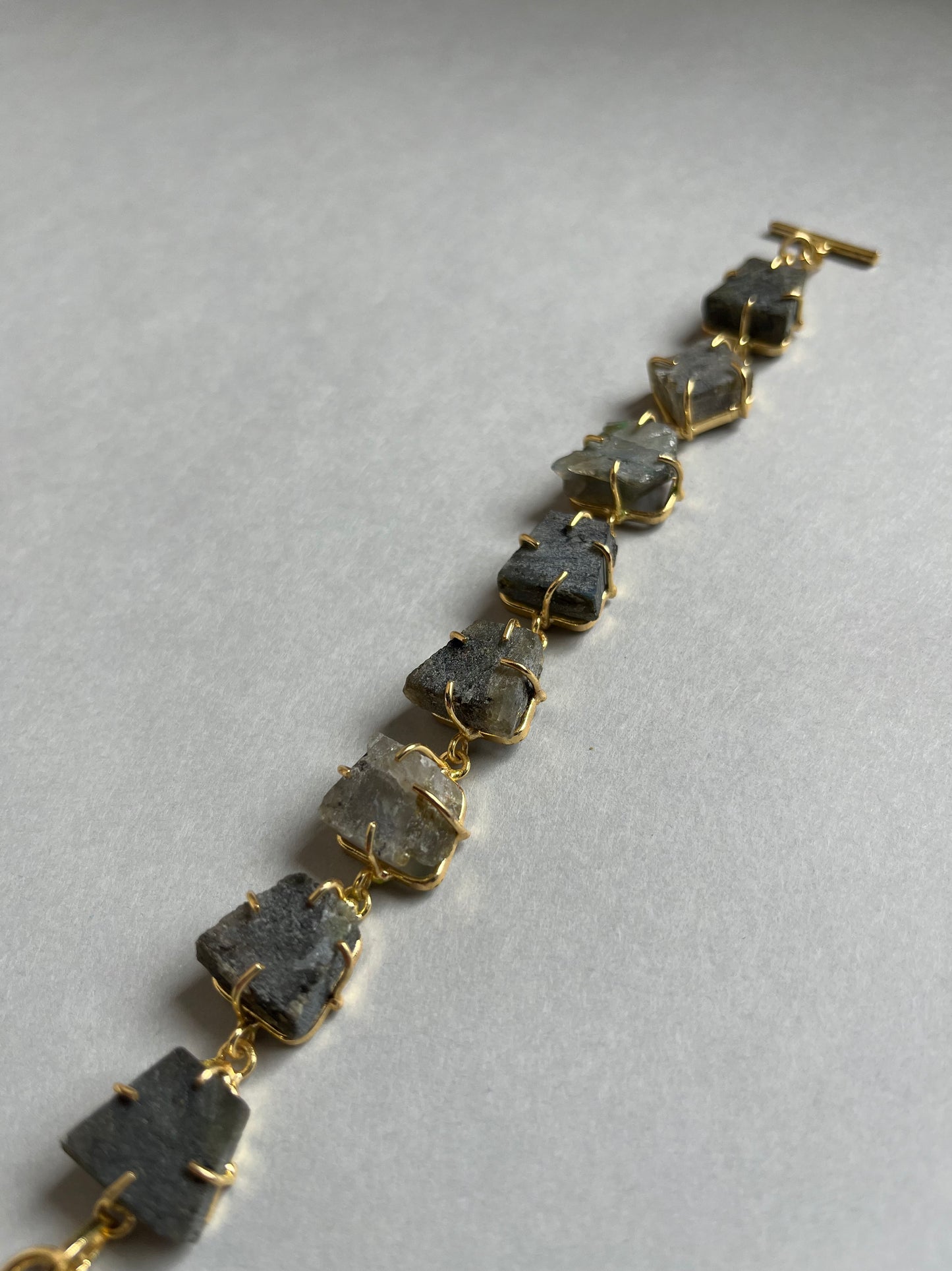 Stone Essence Bracelet Guiyaa Jewels