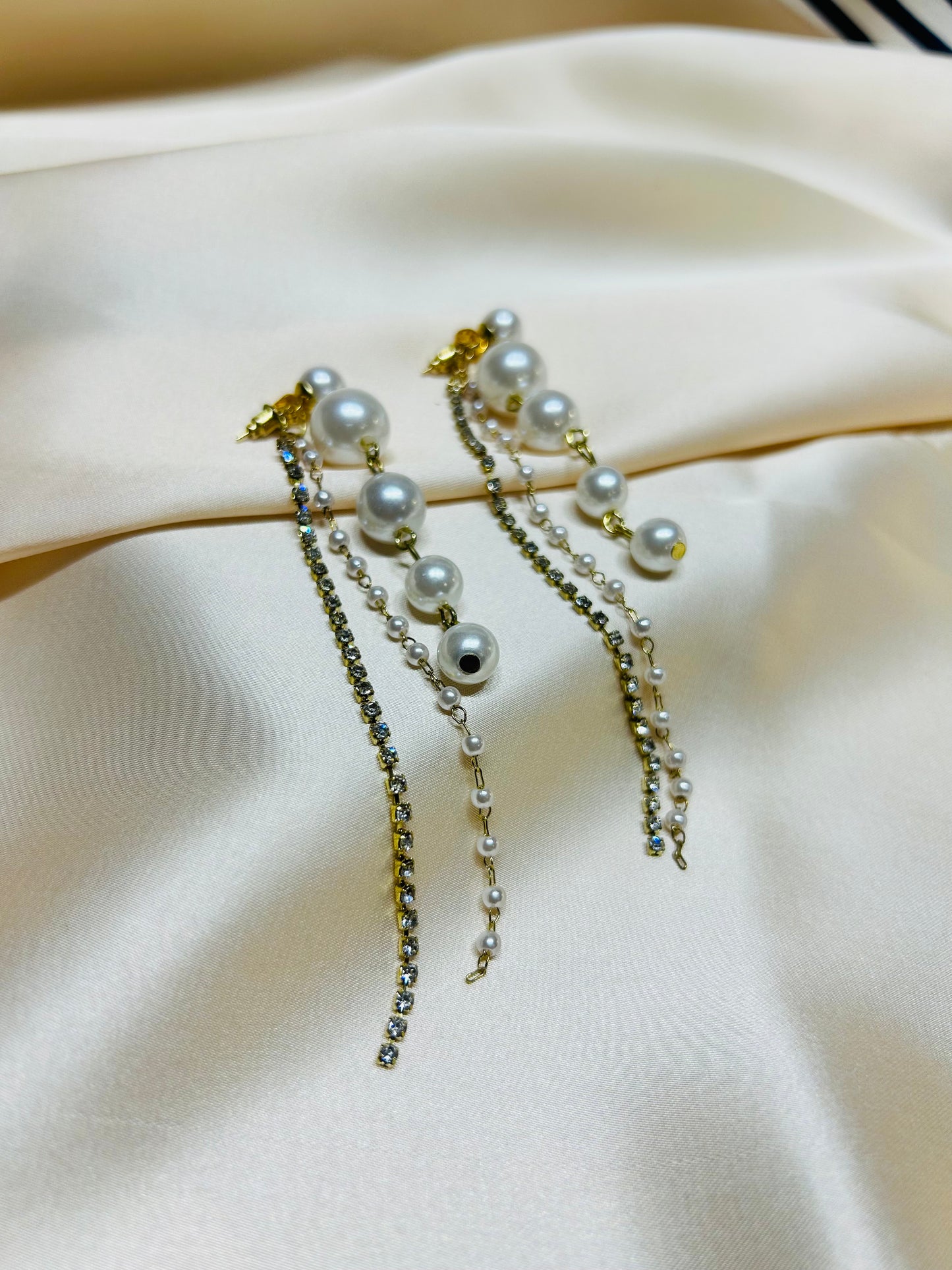 Pearl Chain Earrings - Garud Wear