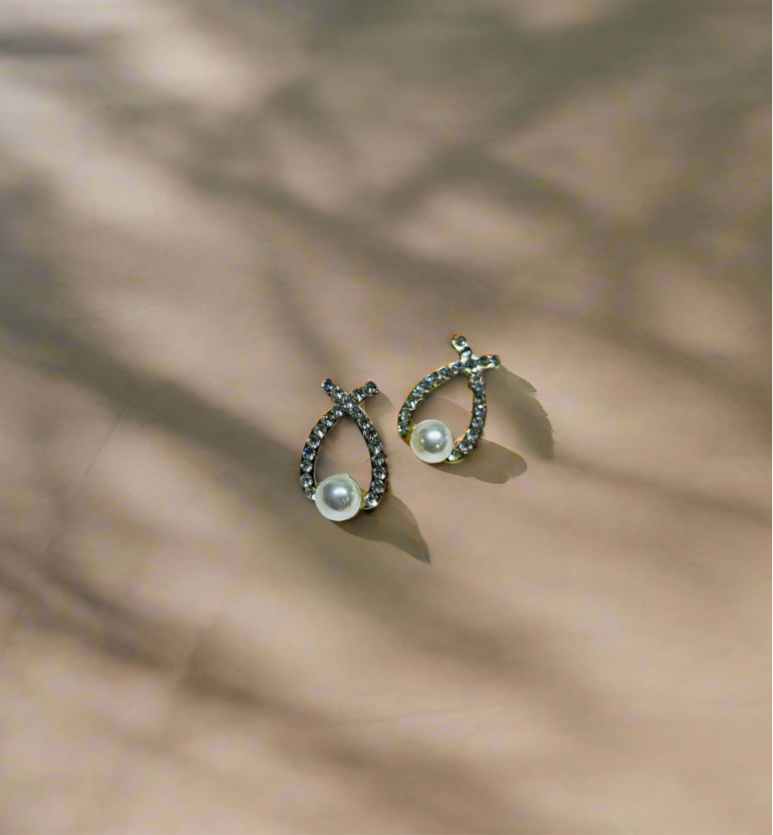 Pearl Nod Earrings - Garud Wear