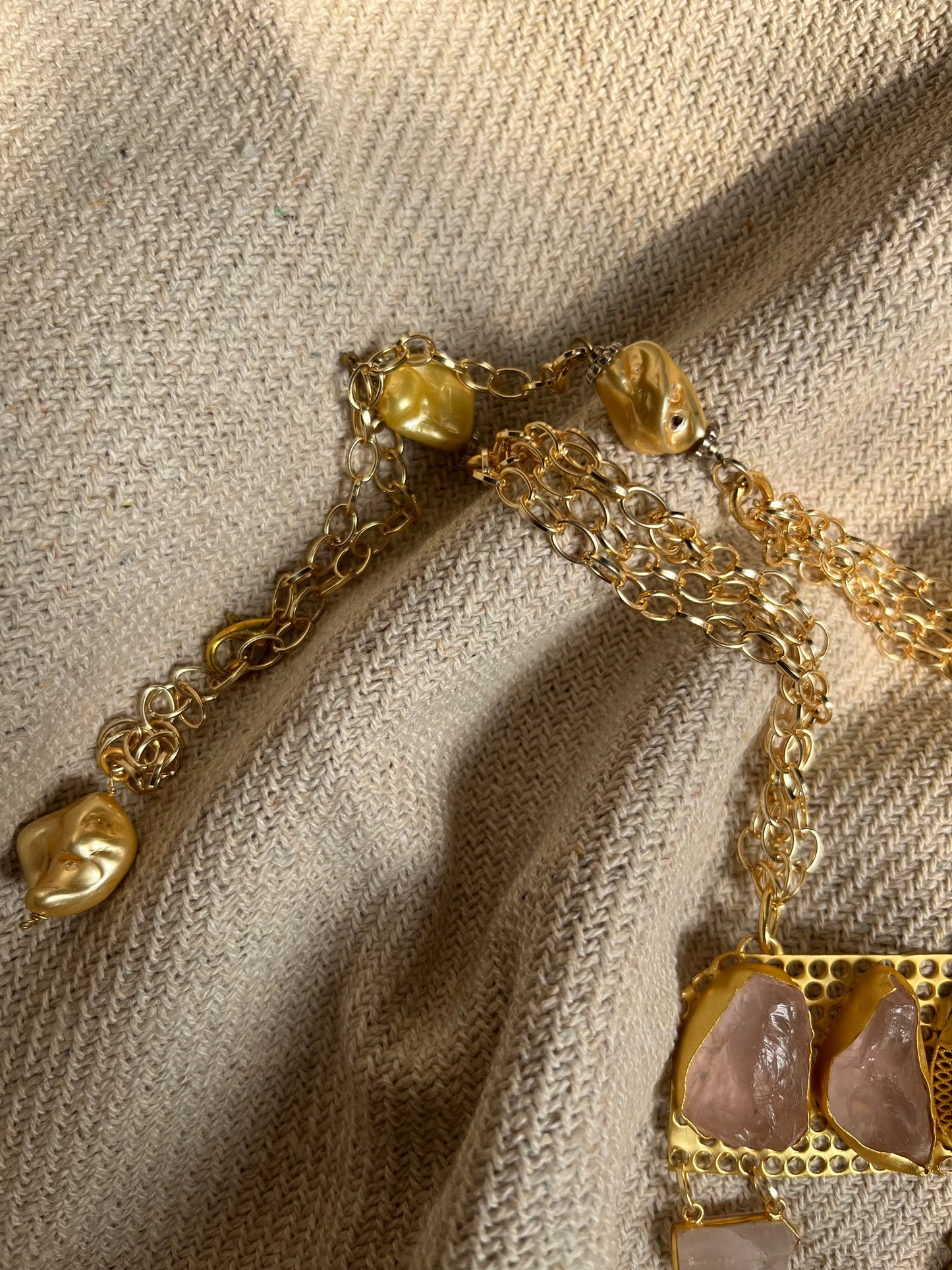 StoneSculpt Elegance Guiyaa Jewels