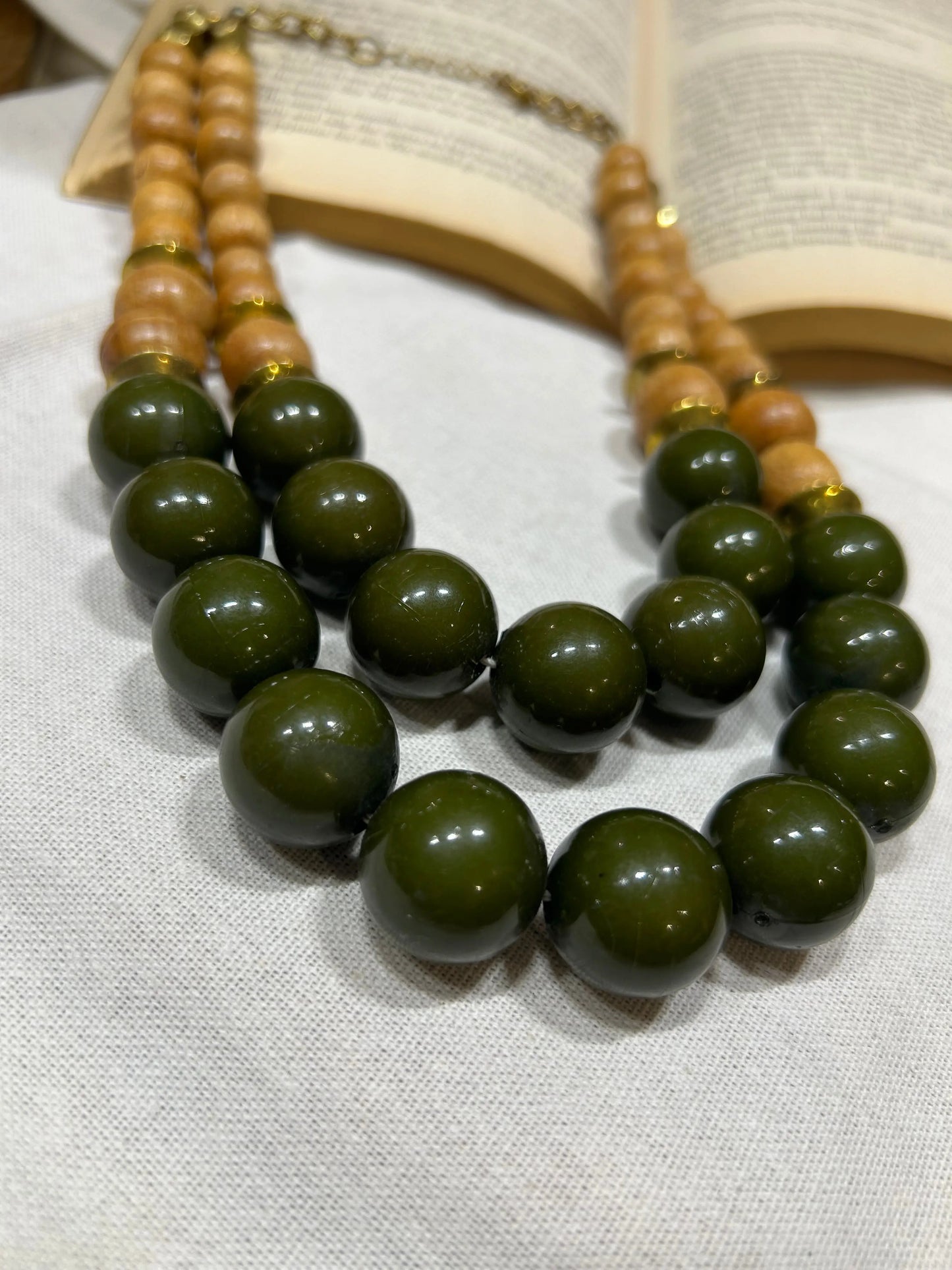 Forest Elegance Strand Guiyaajewels