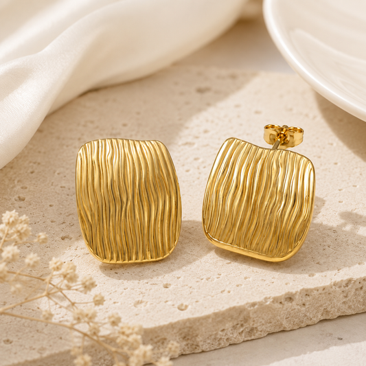 Timeless golden earrings Garud Wear