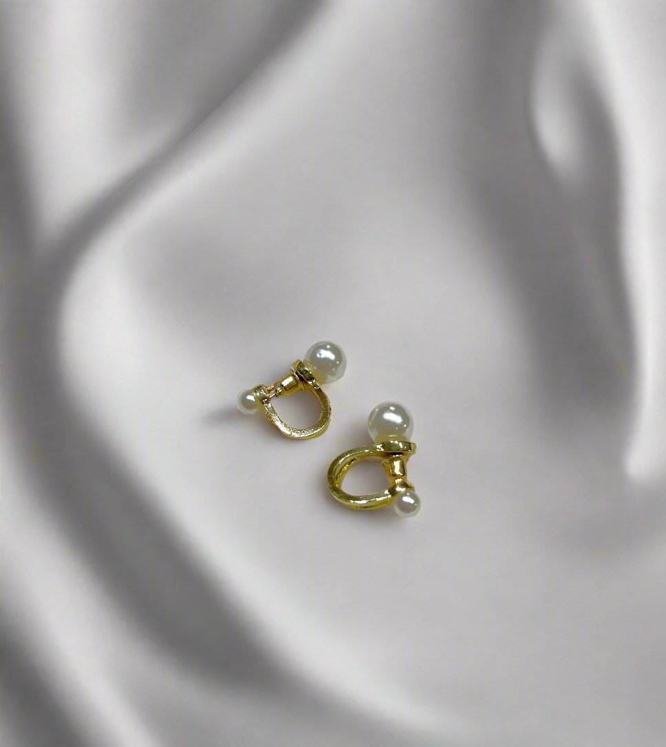 Graceful Pearl Earrings - Garud Wear