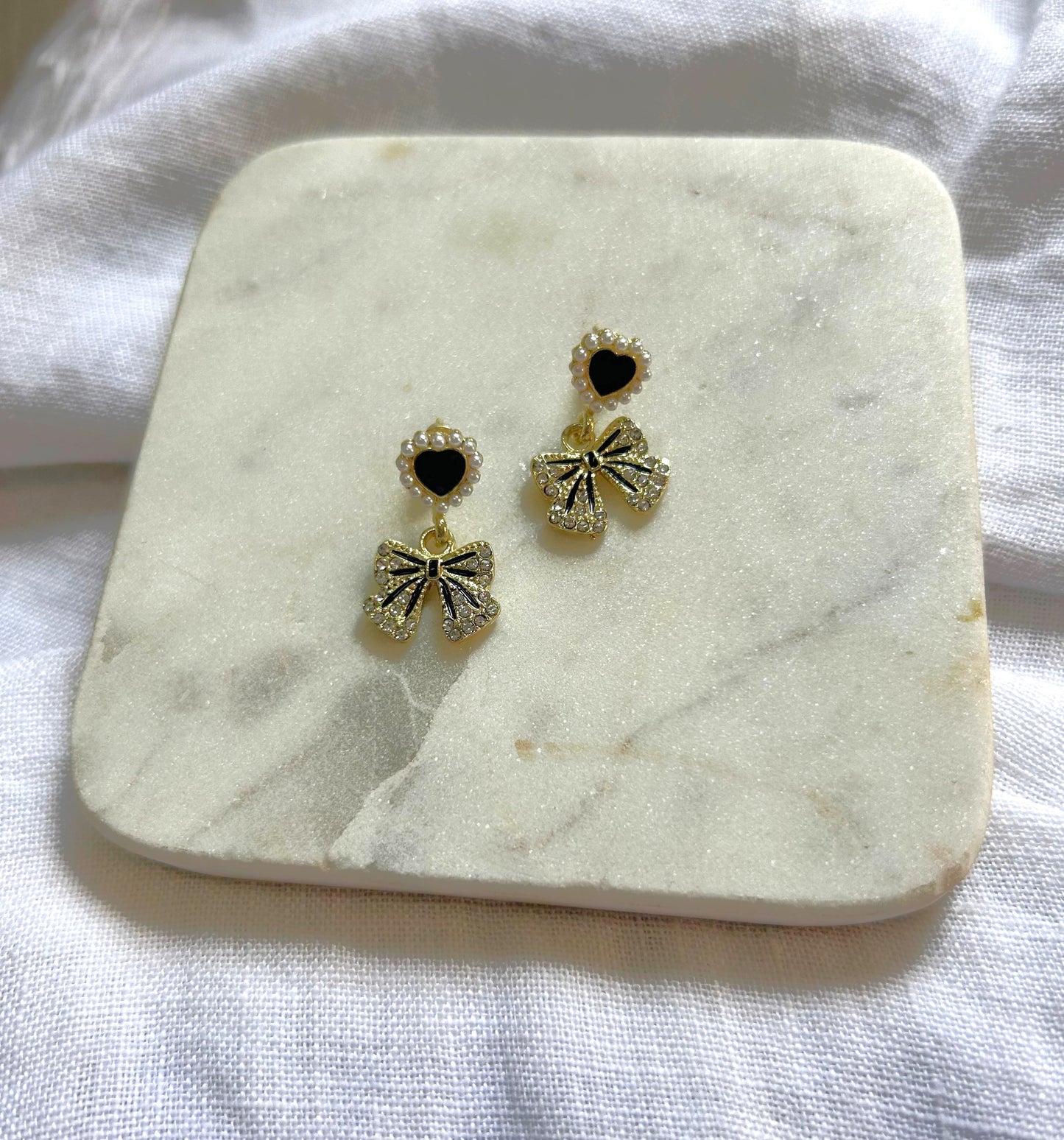 Graceful Bow Dangles - Garud Wear