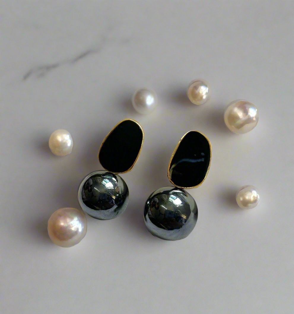 Dark Charm Dangles - Garud Wear