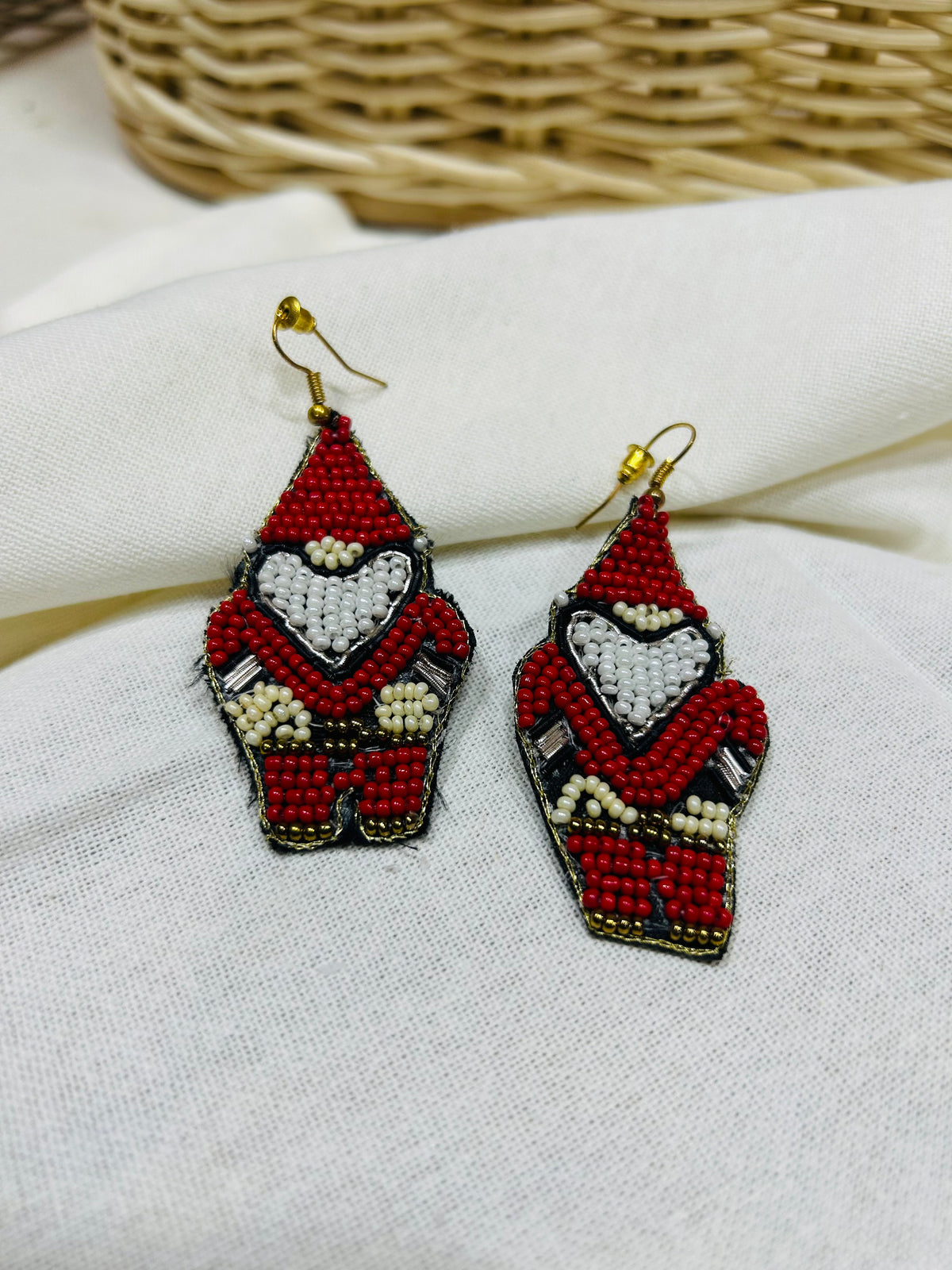 Santa Earrings - Garud Wear