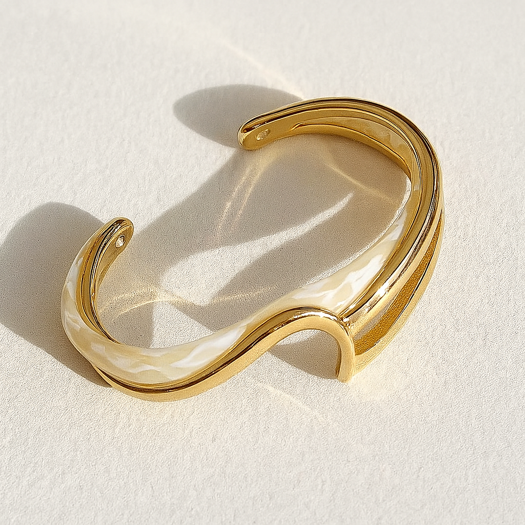 Radiant Harmony Bracelet Garud Wear