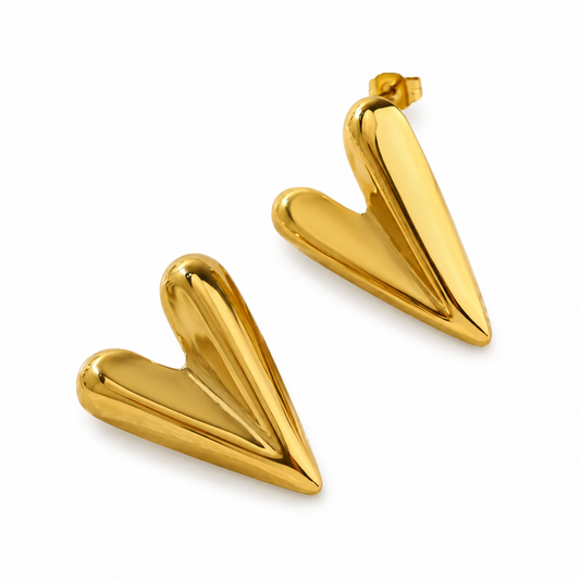 Elegant golden heart earrings Garud Wear