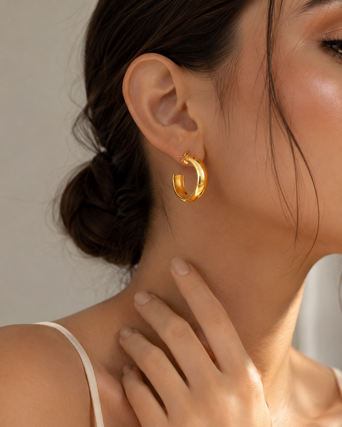 Timeless golden earrings Garud Wear