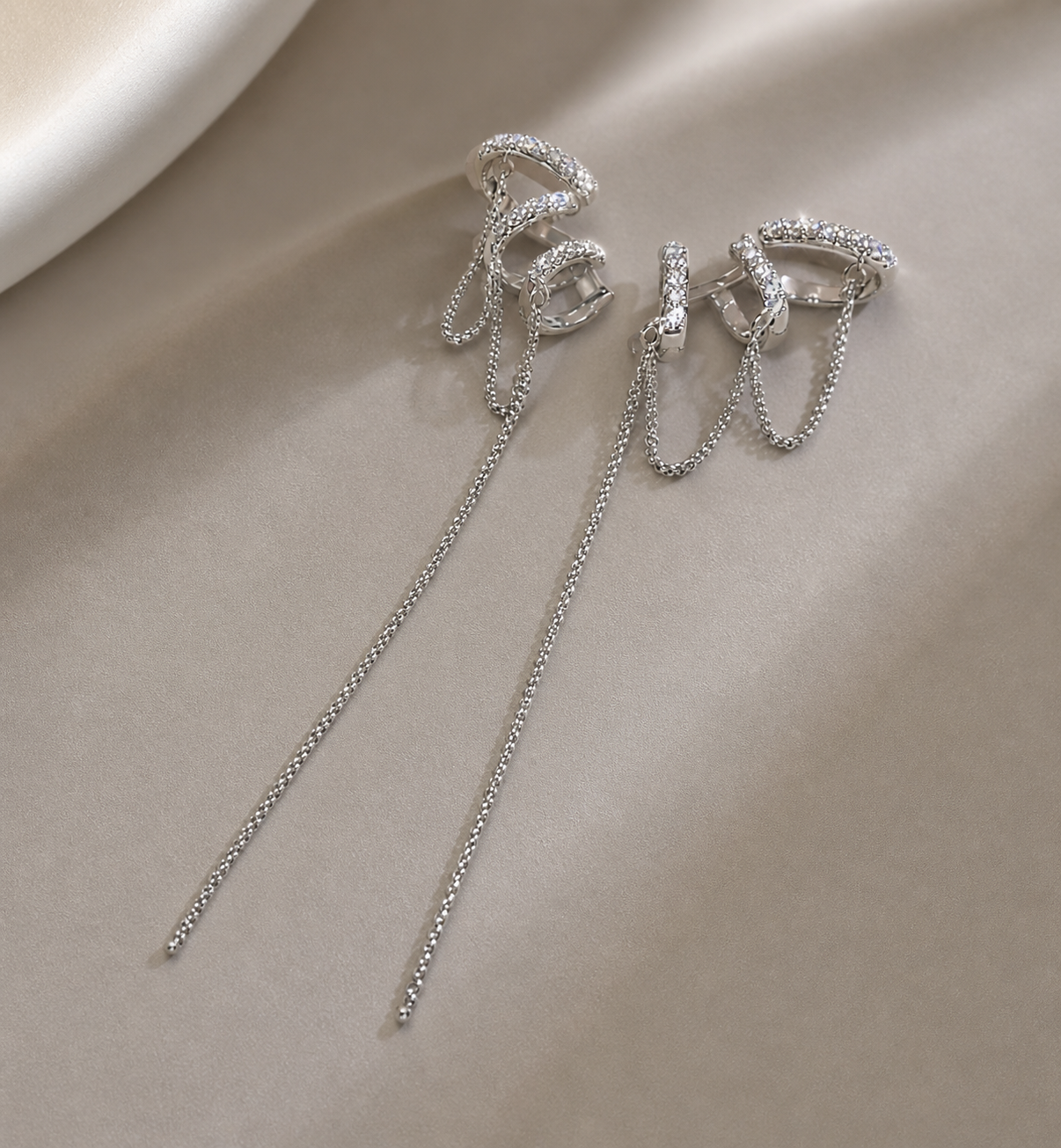 Elegant three-loop earrings Garud Wear