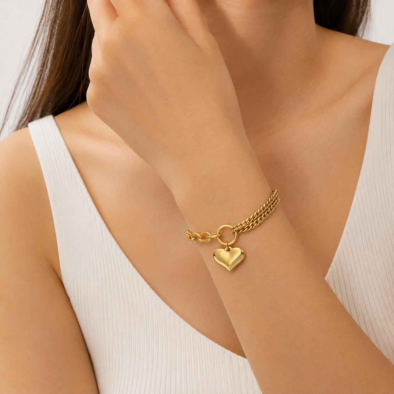 Delicate heart charm bracelet Garud Wear