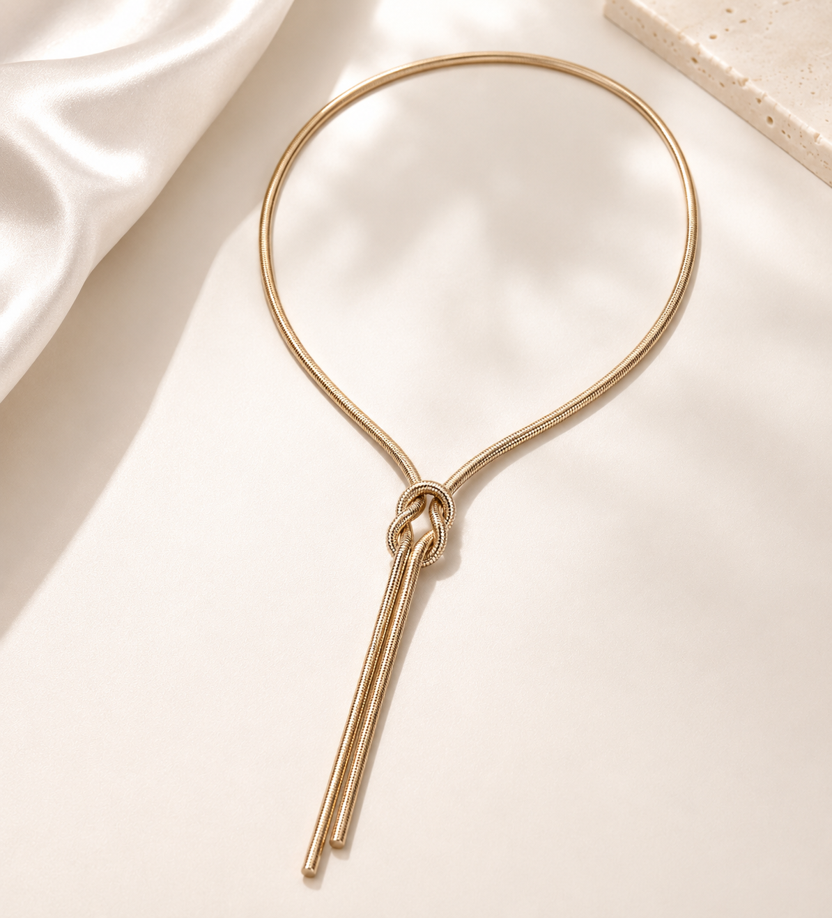 Elegant golden chain necklace Garud Wear