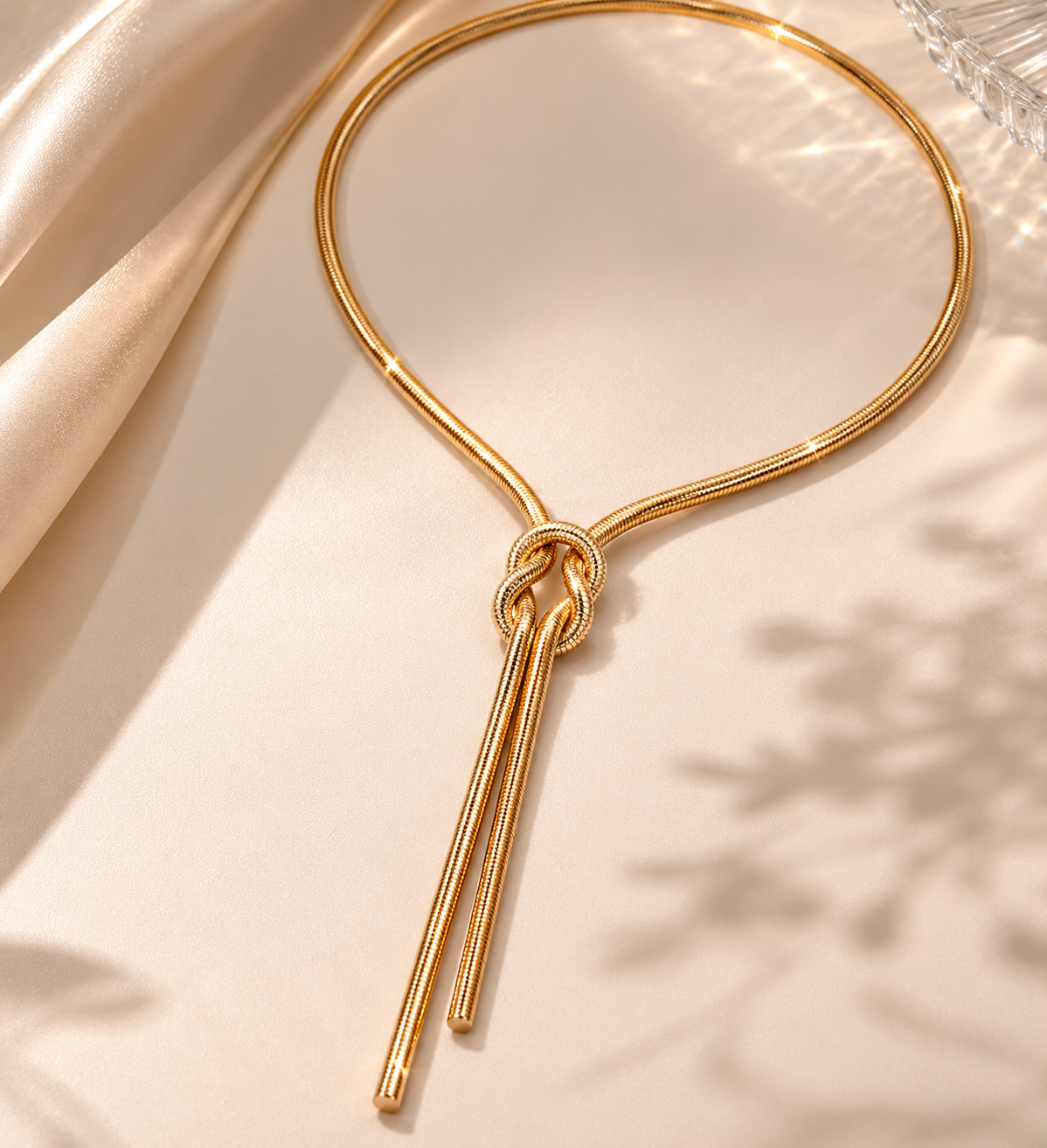 Elegant golden chain necklace Garud Wear