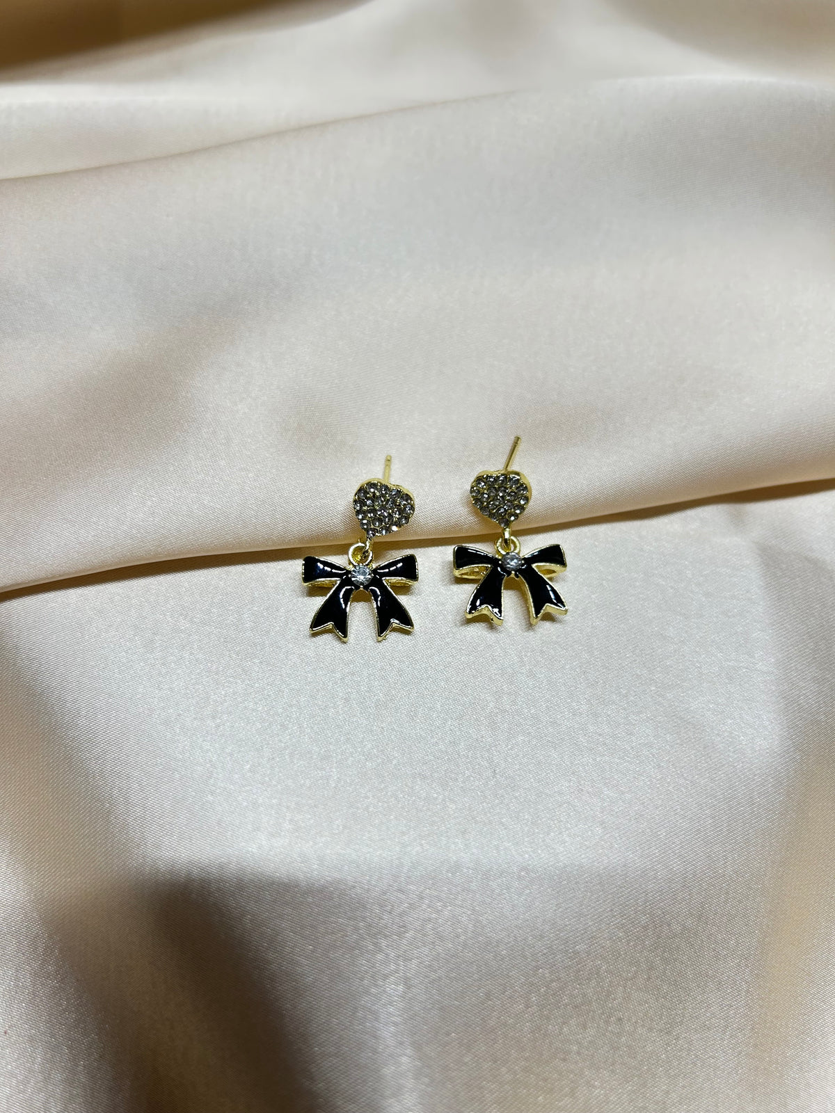 Noir Bow Earrings - Garud Wear