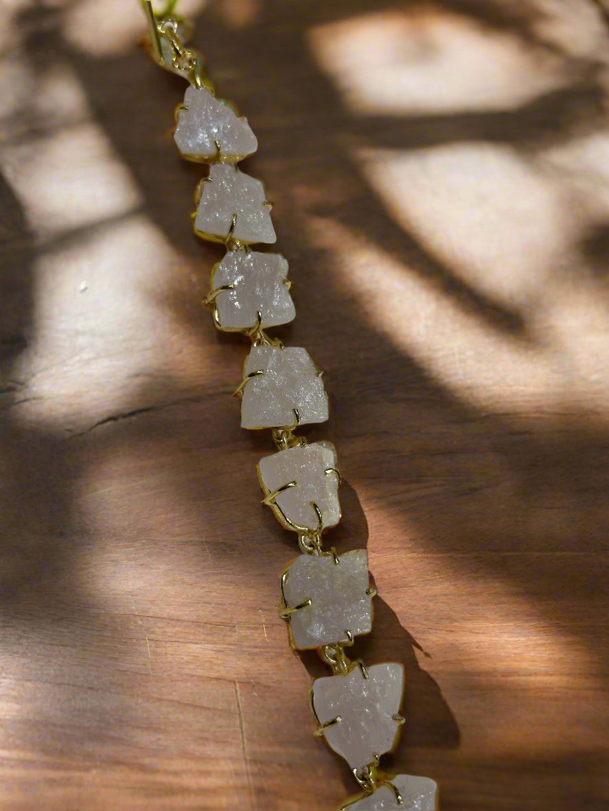 Peach Stone Essence Bracelet Garud Wear